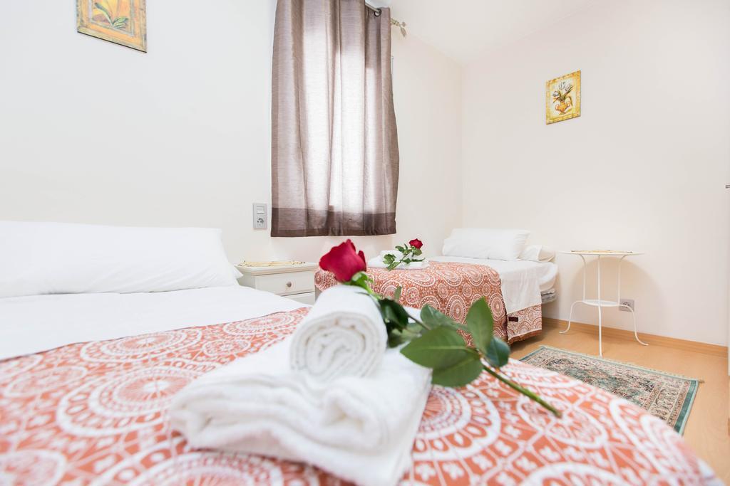 Stay Barcelona Central Apartments المظهر الخارجي الصورة